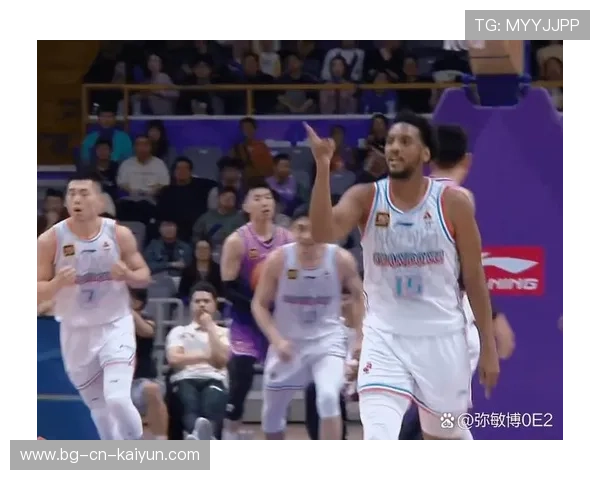 CBA外援遭封盖后怒吼队友：篮球场上的激情与责任