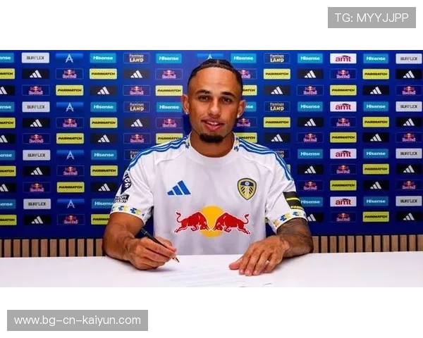 AC米兰奥卡福无球跑动极佳