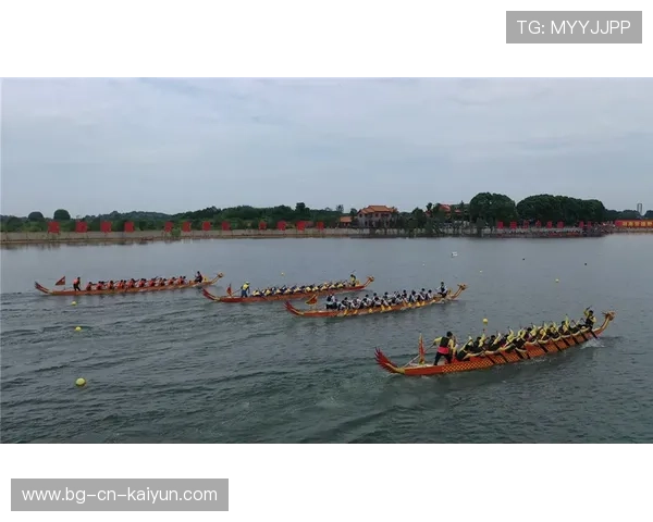 “东安湖赛场:水上英雄争霸,龙舟竞速成焦点” “东安湖赛场:水上英雄争霸,龙舟竞速成焦点”